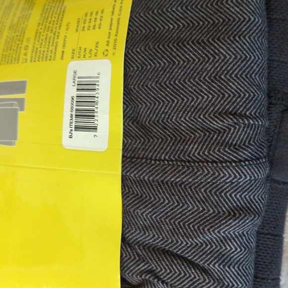 Kenneth Cole. Reaction Sleepwear Set  Large  SALE - Picture 6 of 6